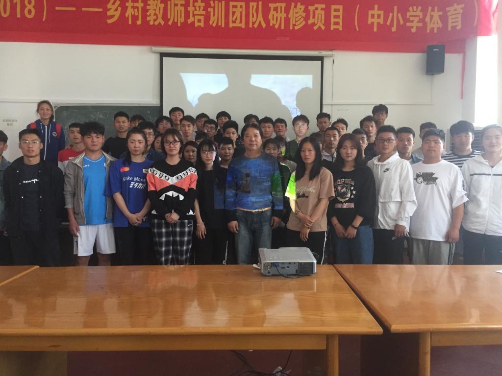 黨建引領(lǐng)聚合力 學(xué)習(xí)賦能促發(fā)展——教工三支部發(fā)揮“領(lǐng)頭雁”作用，深化學(xué)習(xí)型黨支部建設(shè)與大型活動(dòng)服務(wù)