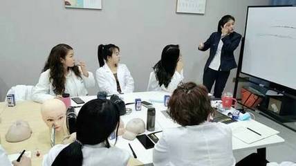 探尋專業(yè)微整形培訓之路 機構與學校的選擇指南